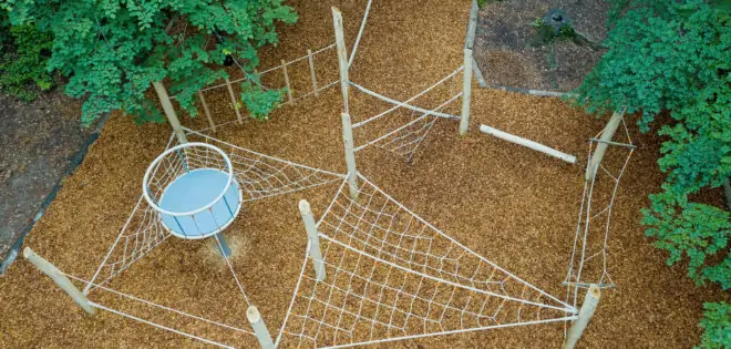 Klettergerüst Waldspielplatz